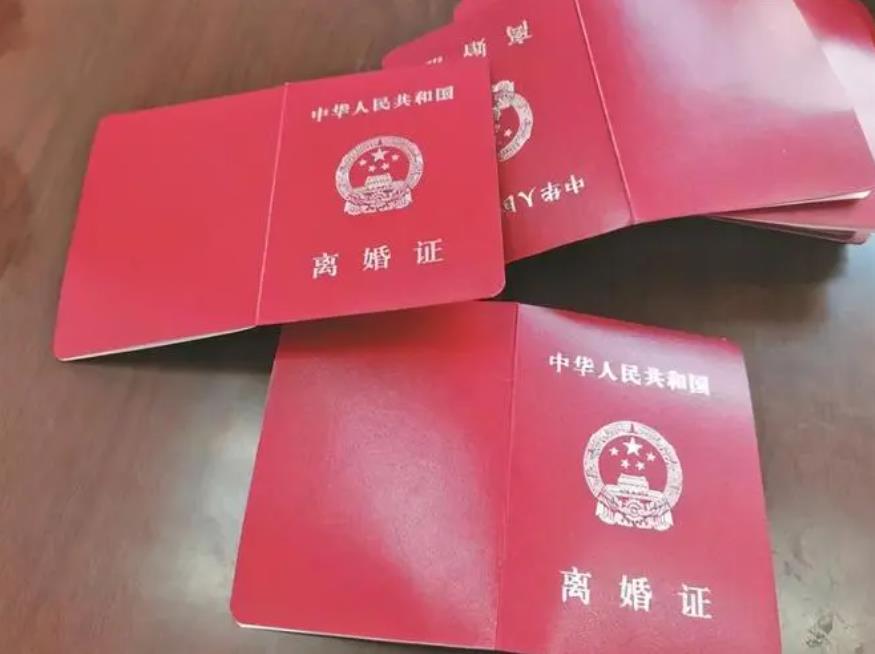 辦理房屋遺產繼承需哪些手續(xù)？北京離婚財產律師熱線
